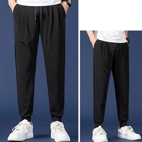 pantaloni uomo moderni di marchio.
